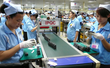 断供停产，日均倒闭400家企业“越南制造”遭重创