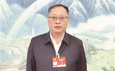 全国政协委员、昌都市市长陈军： 坚持“乙方思维”，在“留得住”上做真功