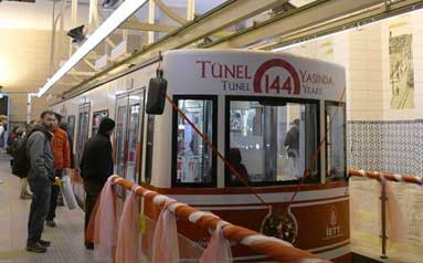 伊斯坦布尔百年地铁线老而不衰