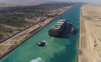 苏伊士运河上调部分船舶通行费 最高涨幅达10%