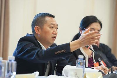 全国政协委员、武汉智能电梯有限公司董事长陈纯星：政府如何帮助中小企业迈向“专精特新”？
