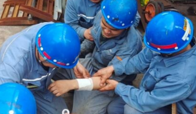 中冶宝钢第六分公司开展机械事故伤害应急救援演练