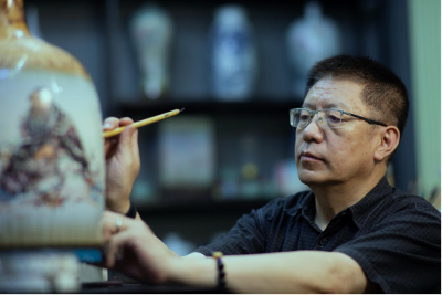 走出自己的陶瓷艺术创作之路，吕威北方风情艺术作品展于8月17日在京举办
