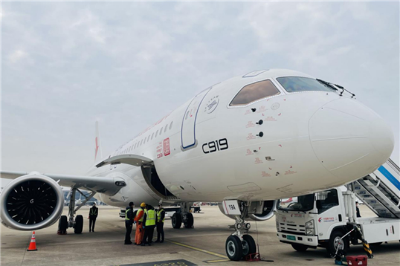 100小时、9条航线！东航全球首架C919国产大飞机开启验证飞行
