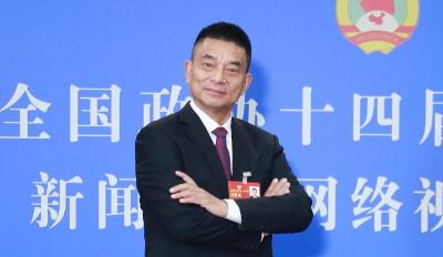 會見企業(yè)家丨對話劉永好：只有大家理解認(rèn)同支持，民企發(fā)展才能更順利