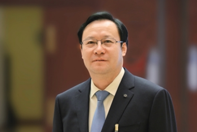 全国人大代表、赤峰市市长王旺盛：通疆达海，打造向北开放的重要节点城市