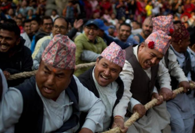 尼泊尔：传统庆典迎新年