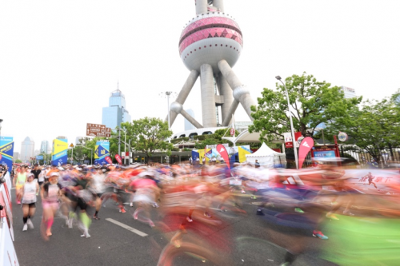 “拿下”男女雙冠！——阿迪達斯再度攜手上海國際半程馬拉松，ADIZERO跑鞋家族系列成為精英跑者的共同選擇