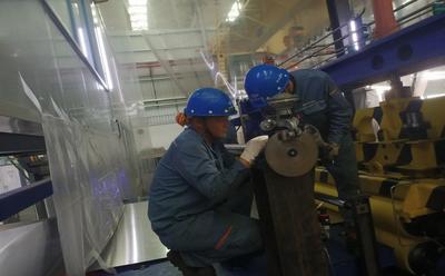 中冶宝钢宝武铝业项目部助力冷轧C172机组完成覆膜改造