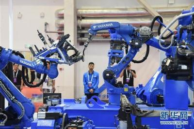 全球市场竞争加剧，国产工业机器人亟待发力