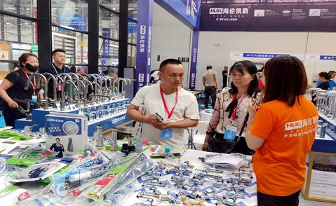 第三届广西高端绿色家居产业博览会在南宁举行