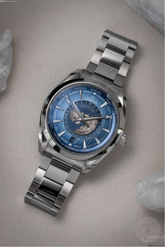 16 夏日腕表三重奏 欧米茄海马系列Aqua Terra 75周年纪念腕表2260.png