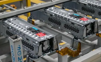 中国动力电池企业在德国下线首款电池产品