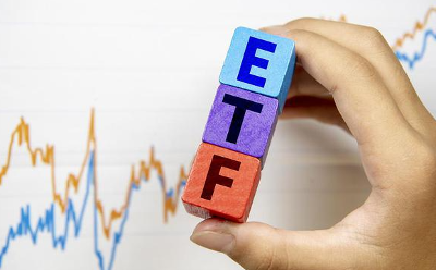 國新投資增持ETF 釋放三重信號