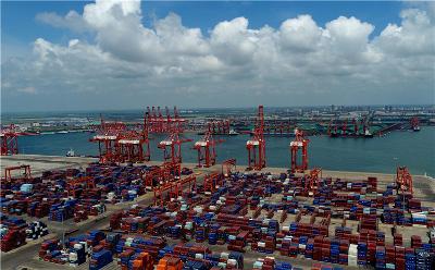 唐山港吞吐量突破8亿吨 跃居全球第二大港口