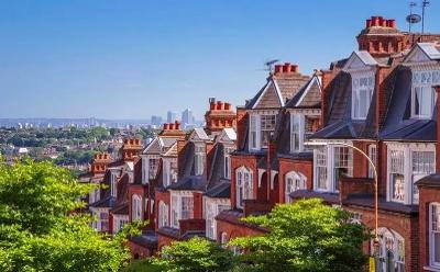 英国房地产市场疲软 机构预计2024年房价将继续下跌