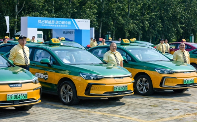 加快新能源出租車配套建設勢在必行