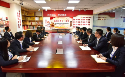 中国二冶城建分公司团委开展“我们的节日·清明”主题教育实践活动