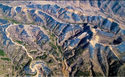 三峡能源盂县100兆瓦光伏+储能项目全容量并网送电