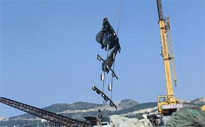 盖州市海域违规网箱养殖威胁海洋生态安全