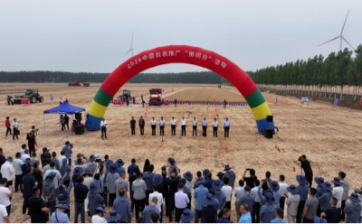 中國田間日丨濰柴雷沃讓三夏生產(chǎn)更有“數(shù)”