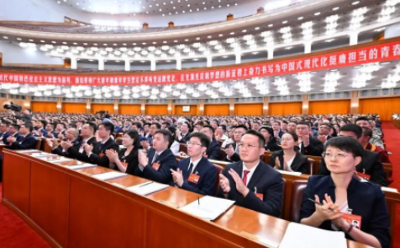 国家希望在青年，全国青联委员蜜蜂科技BEEPLUS贾凡，用十年实践交出答卷