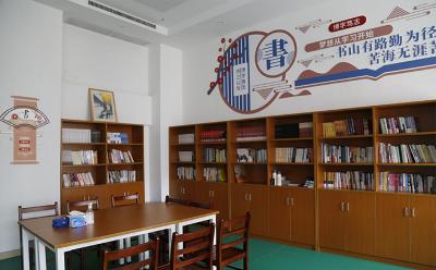中鐵十一局勘察設(shè)計(jì)院建好“職工書屋”讓文化滋養(yǎng)心靈