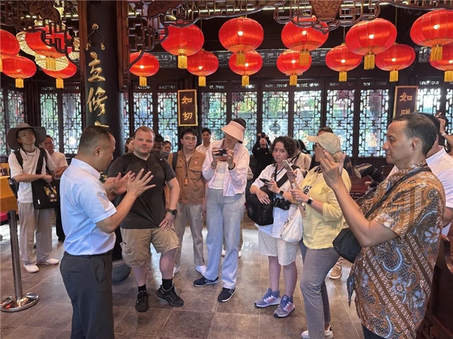 “一起看中国”浙江行活动首站走进衢州